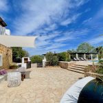 Rent Villa in Ibiza kinder sand place exterior gargen